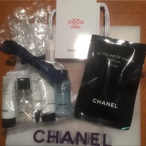 CHANEL Set